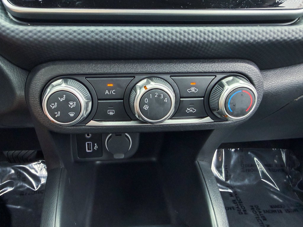 2023 Nissan Kicks S