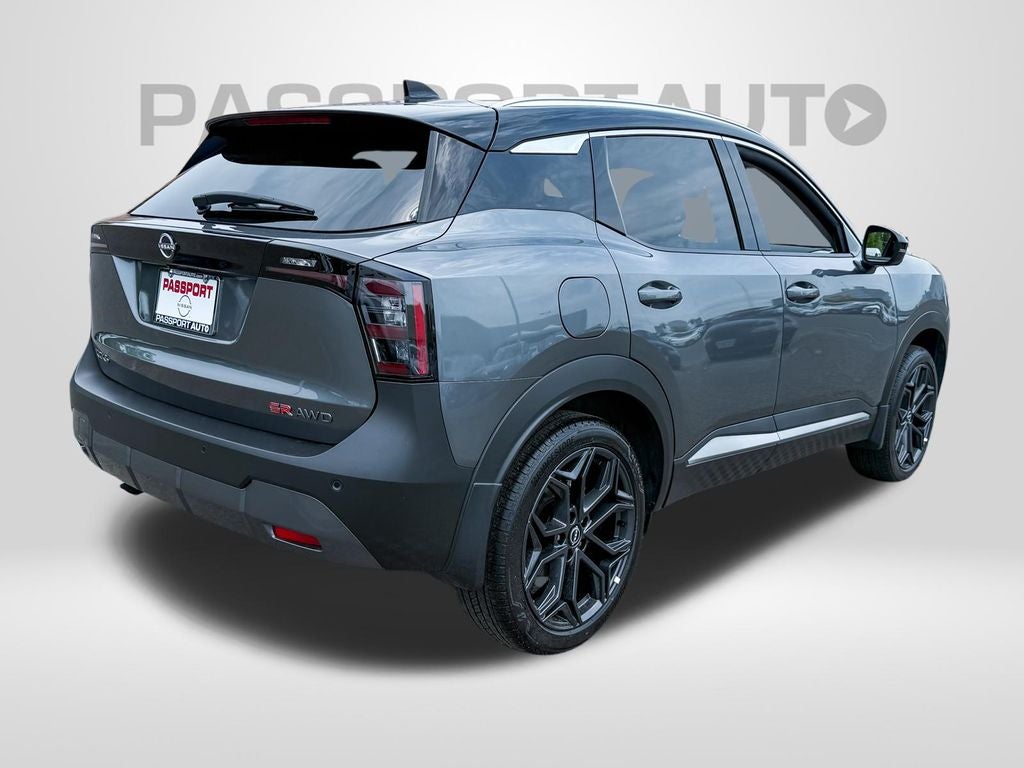 2025 Nissan Kicks SR