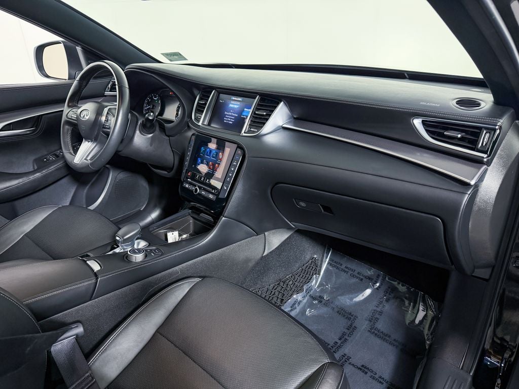 2023 INFINITI QX55 LUXE