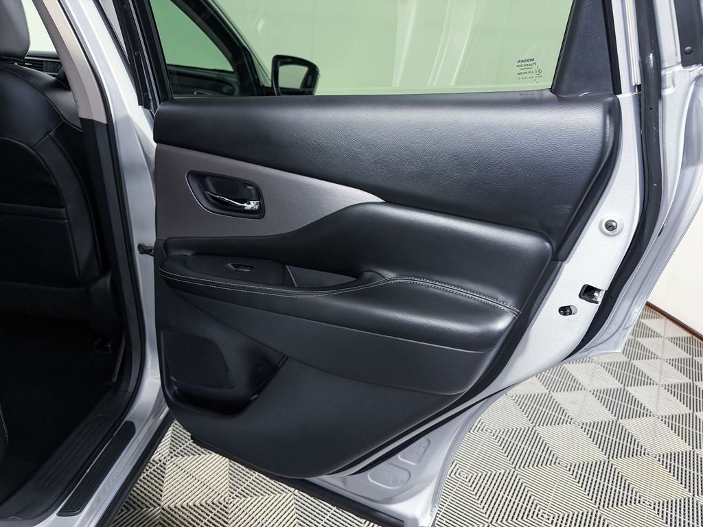 2022 Nissan Murano SV