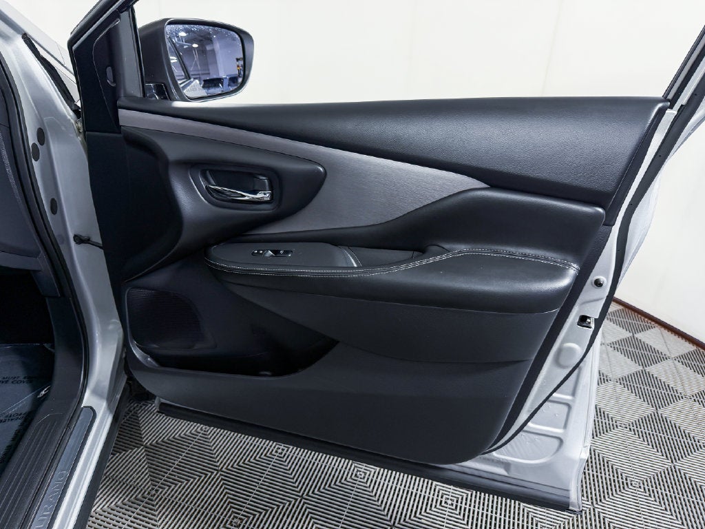 2022 Nissan Murano SV