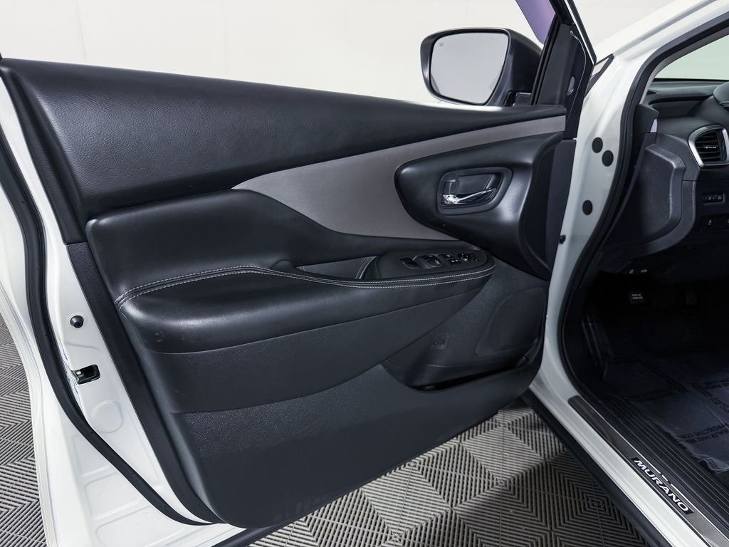 2022 Nissan Murano SV