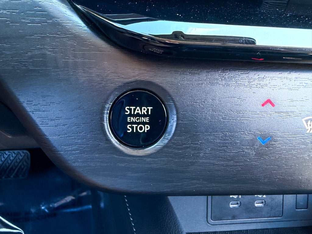 2025 Nissan Murano Platinum