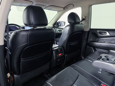 2019 Nissan Pathfinder SL