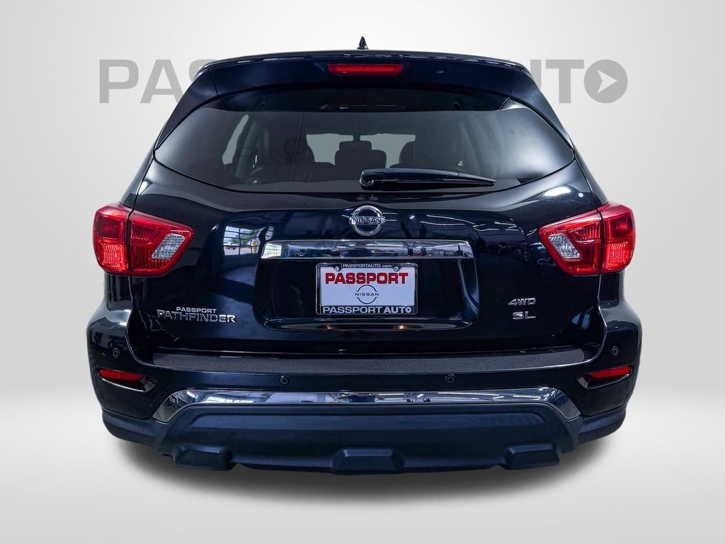2019 Nissan Pathfinder SL