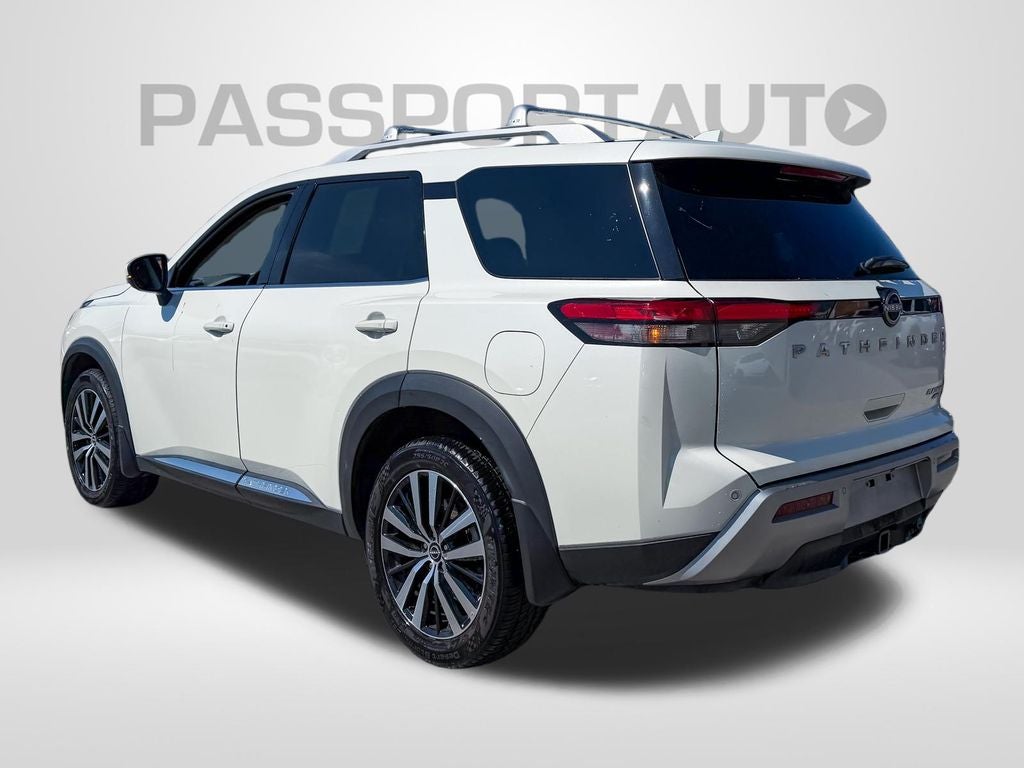 2023 Nissan Pathfinder Platinum