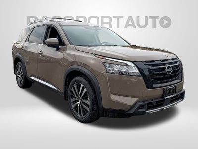 2023 Nissan Pathfinder Platinum