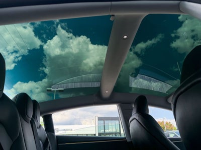 2025 Tesla Model 3 Standard