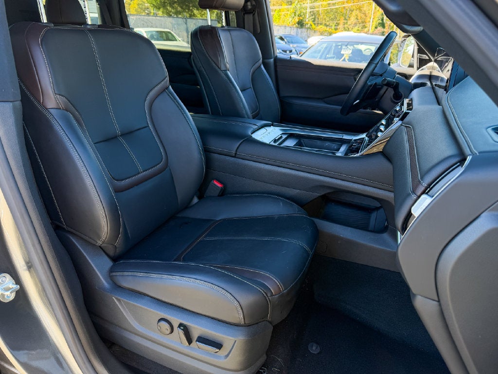 2025 Nissan Armada SL