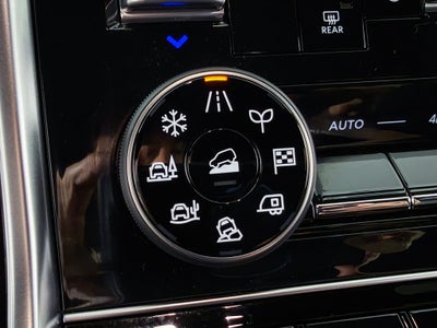 2025 Nissan Armada SL
