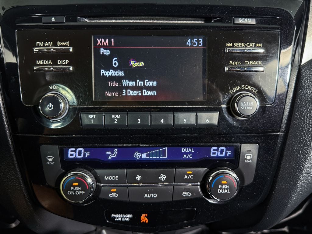 2015 Nissan Rogue SV