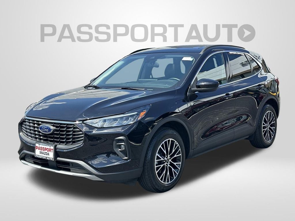 2025 Ford Escape Plug-In Hybrid Base