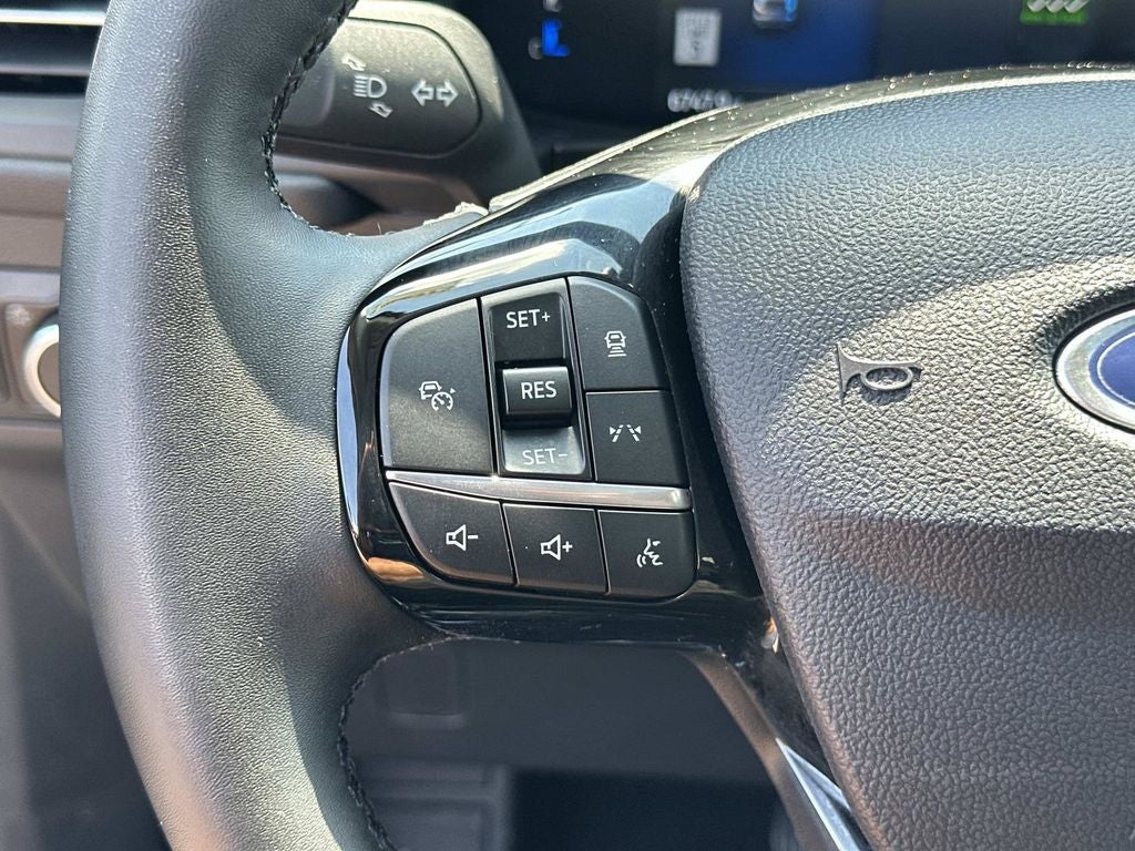 2025 Ford Escape Plug-In Hybrid Base