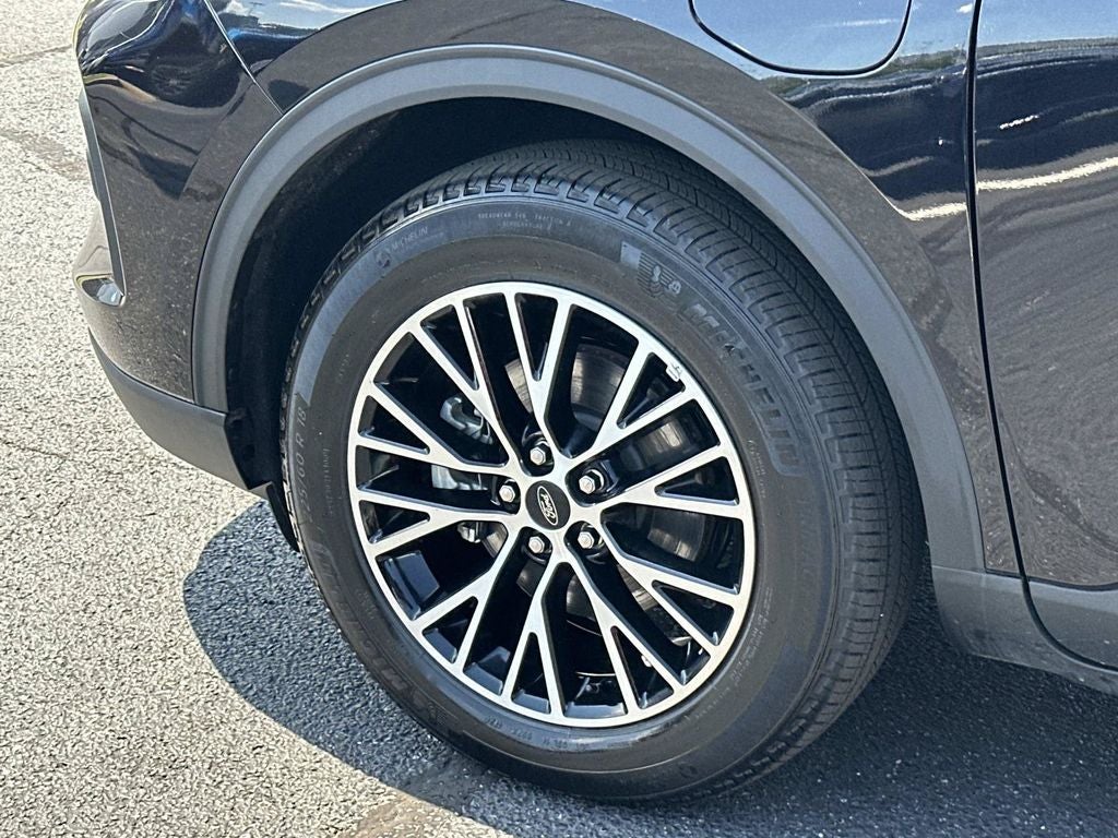 2025 Ford Escape Plug-In Hybrid Base