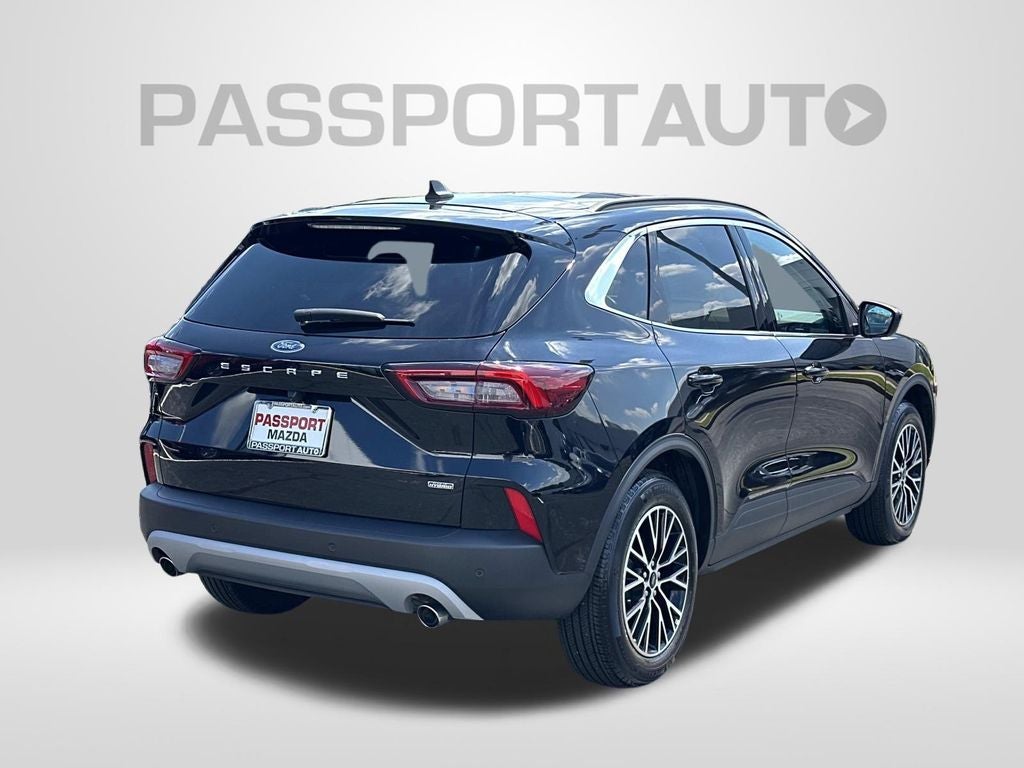 2025 Ford Escape Plug-In Hybrid Base