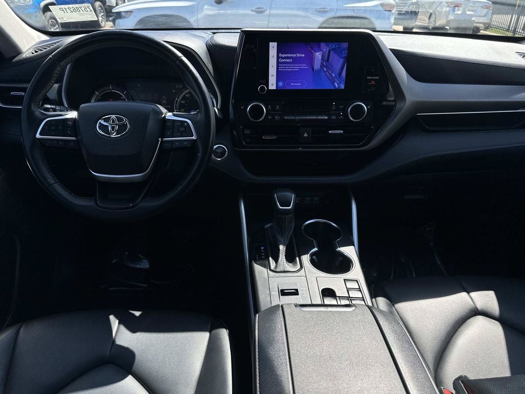 2023 Toyota Highlander Hybrid XLE