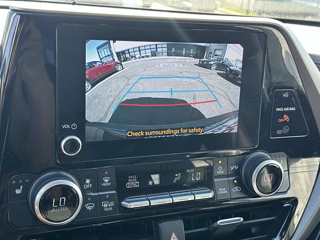 2023 Toyota Highlander Hybrid XLE