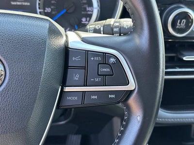 2023 Toyota Highlander Hybrid XLE