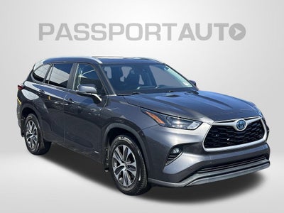 2023 Toyota Highlander Hybrid XLE