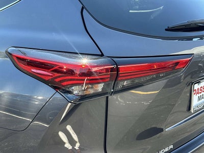 2023 Toyota Highlander Hybrid XLE