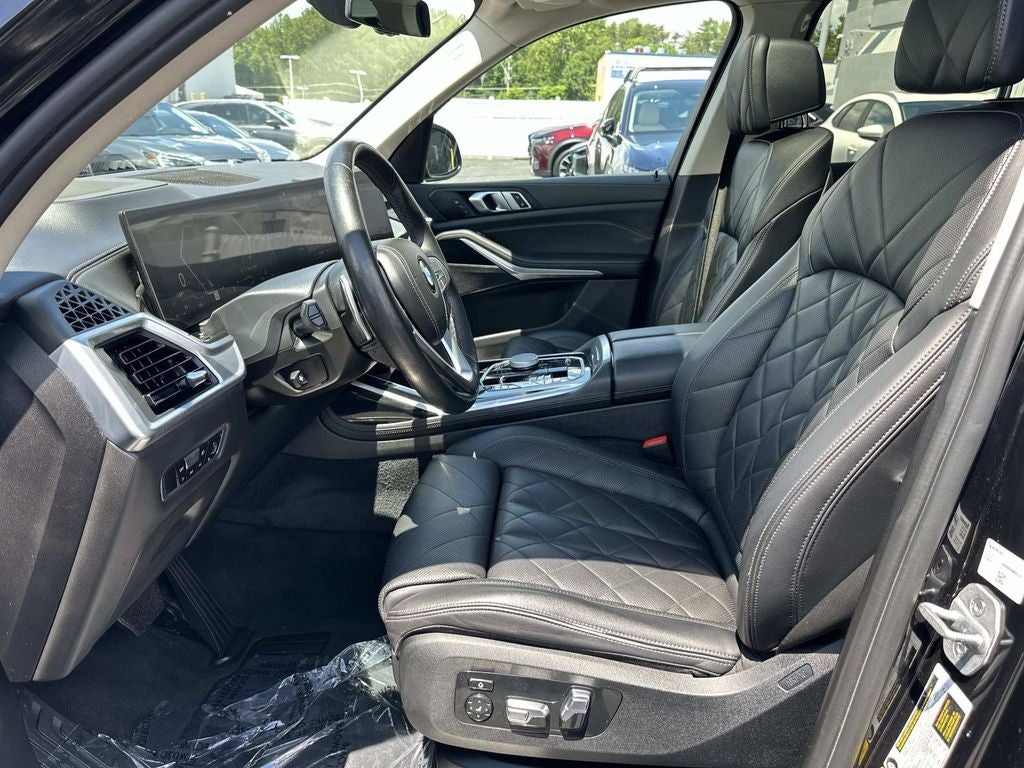 2023 BMW X7 xDrive40i