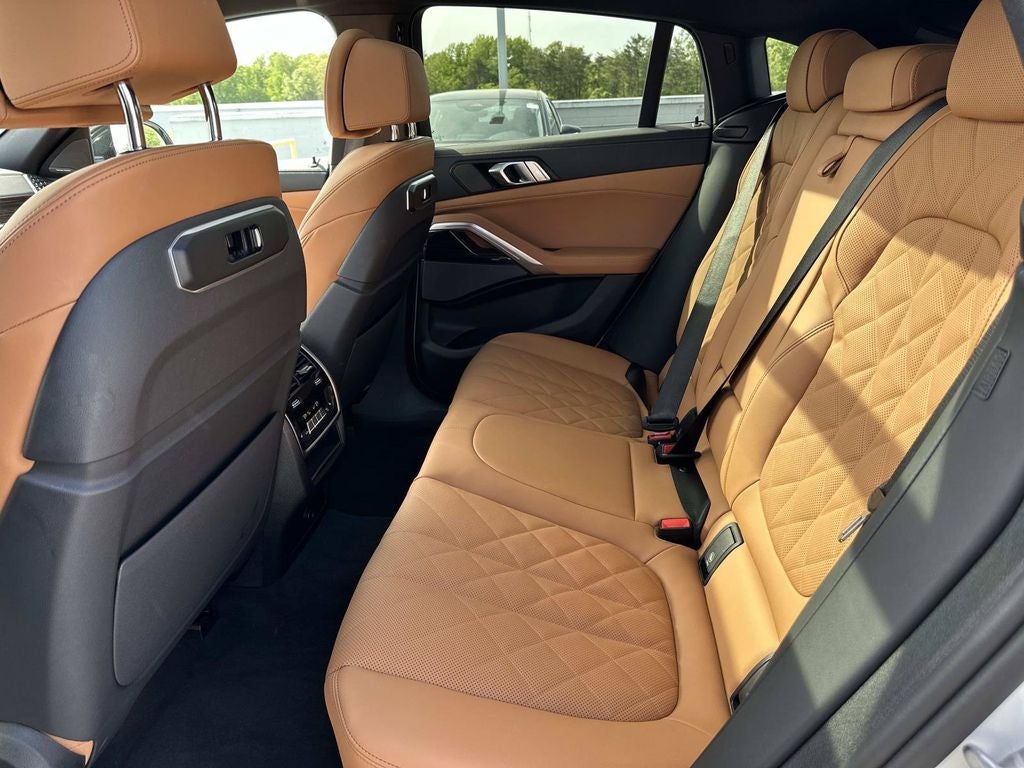 2026 BMW X6 xDrive40i