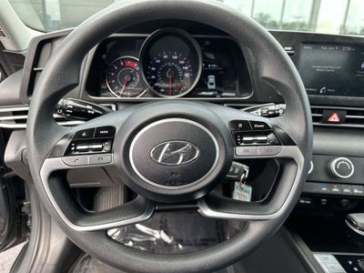 2023 Hyundai Elantra SE