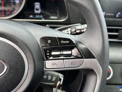 2023 Hyundai Elantra SE