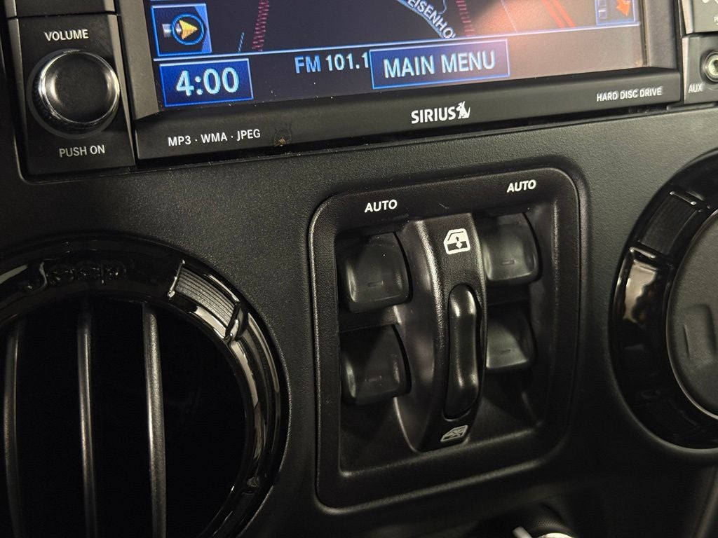 2015 Jeep Wrangler Unlimited Sahara Altitude