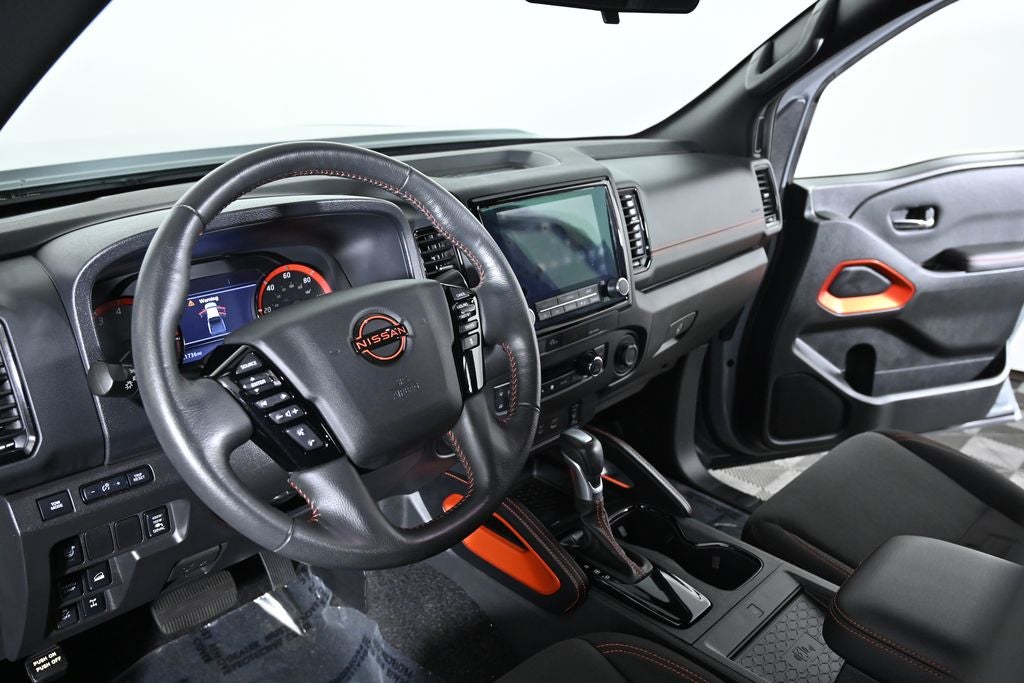 2023 Nissan Frontier PRO-4X Nissan Certified