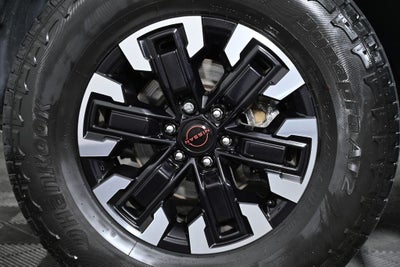 2023 Nissan Frontier PRO-4X Nissan Certified