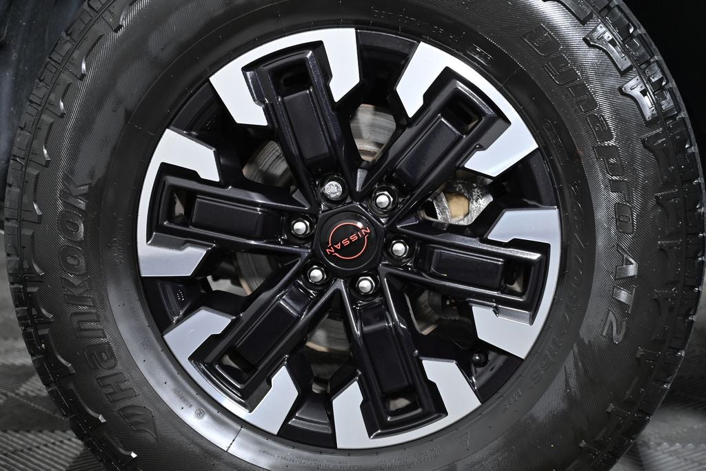 2023 Nissan Frontier PRO-4X Nissan Certified