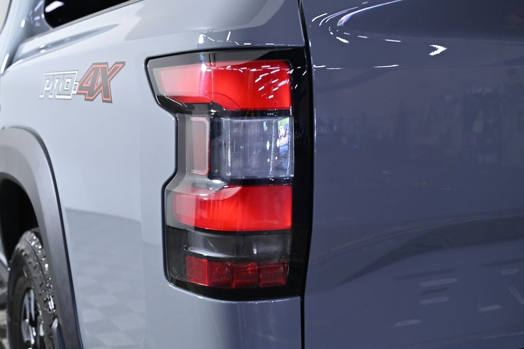2023 Nissan Frontier PRO-4X Nissan Certified