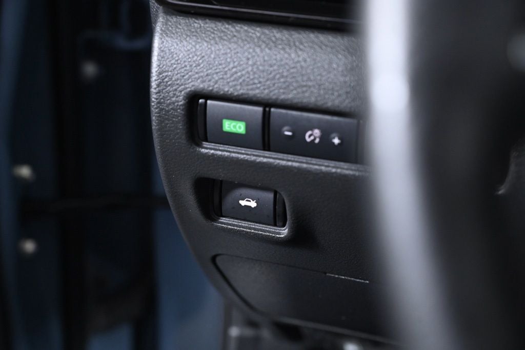 2025 Nissan Sentra SR Nissan Certified