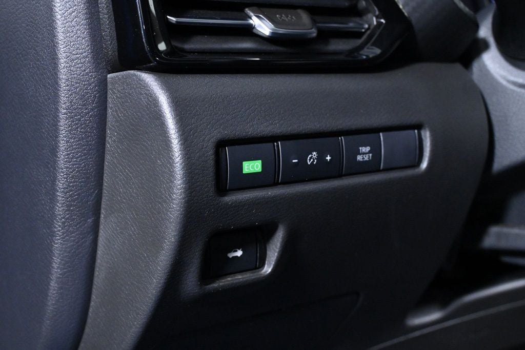 2022 Nissan Sentra SR Nissan Certified