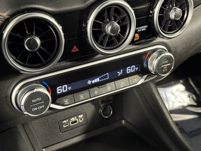 2023 Nissan Sentra SR Nissan Certified