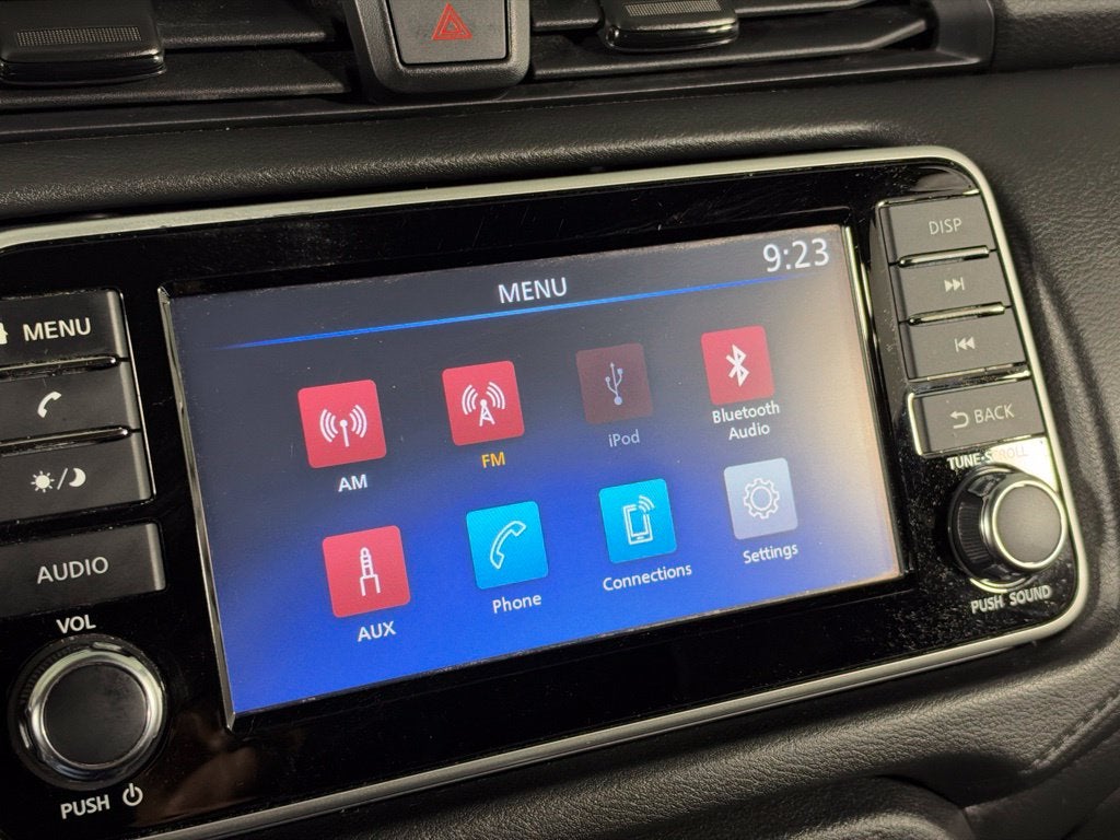 2022 Nissan Versa 1.6 S