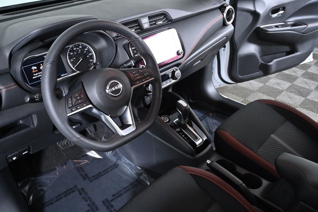 2025 Nissan Versa 1.6 SR Nissan Certified