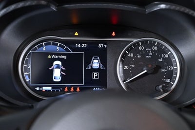 2025 Nissan Versa 1.6 SR Nissan Certified