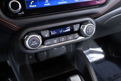 2025 Nissan Versa 1.6 SR Nissan Certified