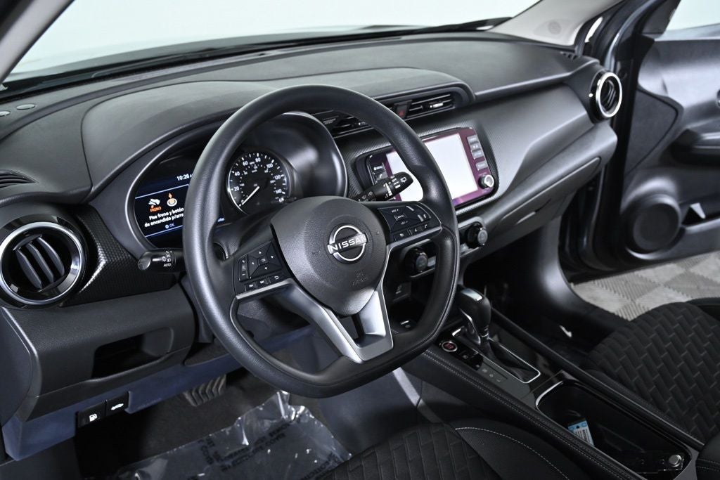 2022 Nissan Kicks SV Nissan Certified
