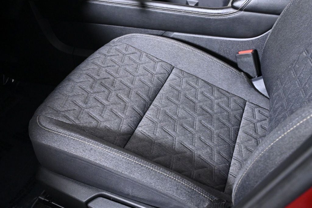 2025 Nissan Kicks SV Nissan Certified