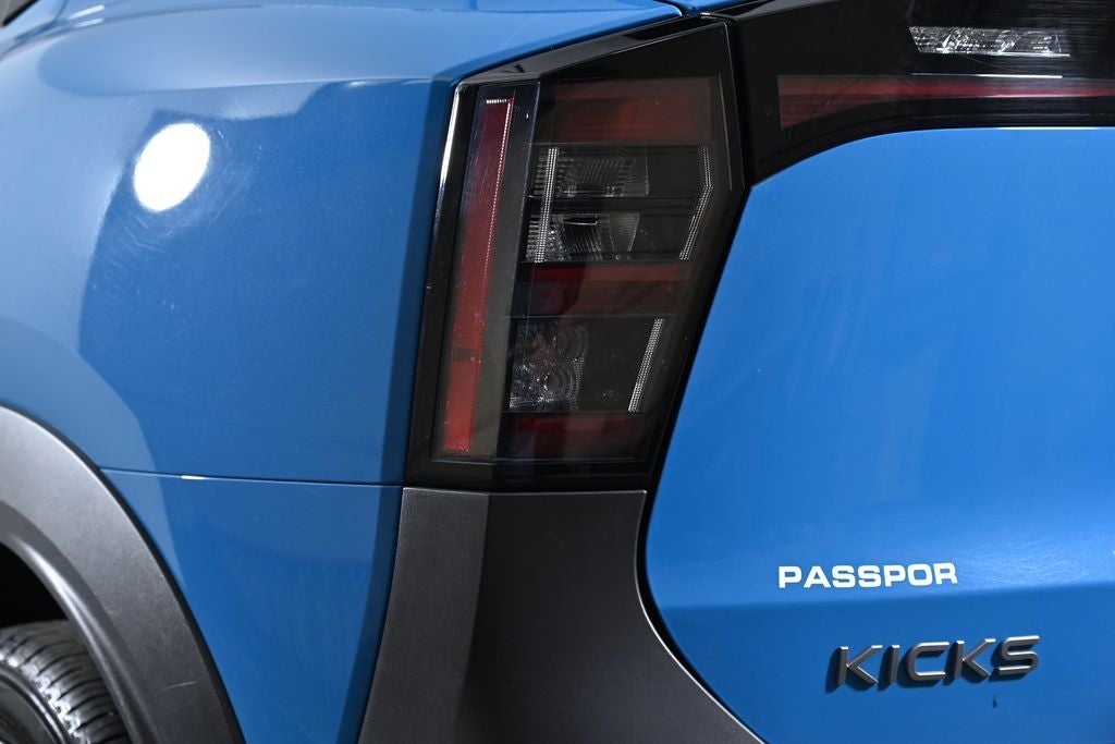 2025 Nissan Kicks SR Nissan Certified