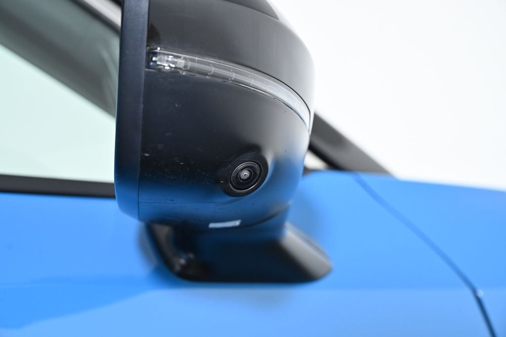 2025 Nissan Kicks SR Nissan Certified