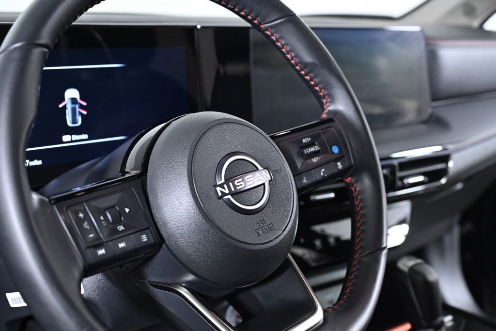 2025 Nissan Kicks SR Nissan Certified