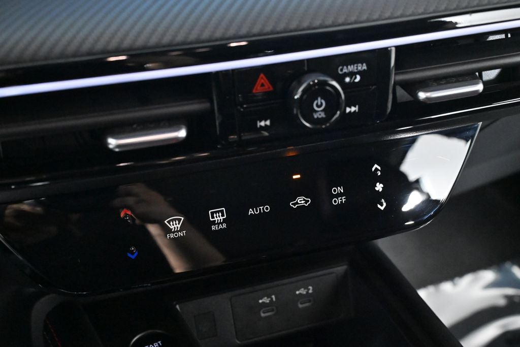 2025 Nissan Kicks SR Nissan Certified