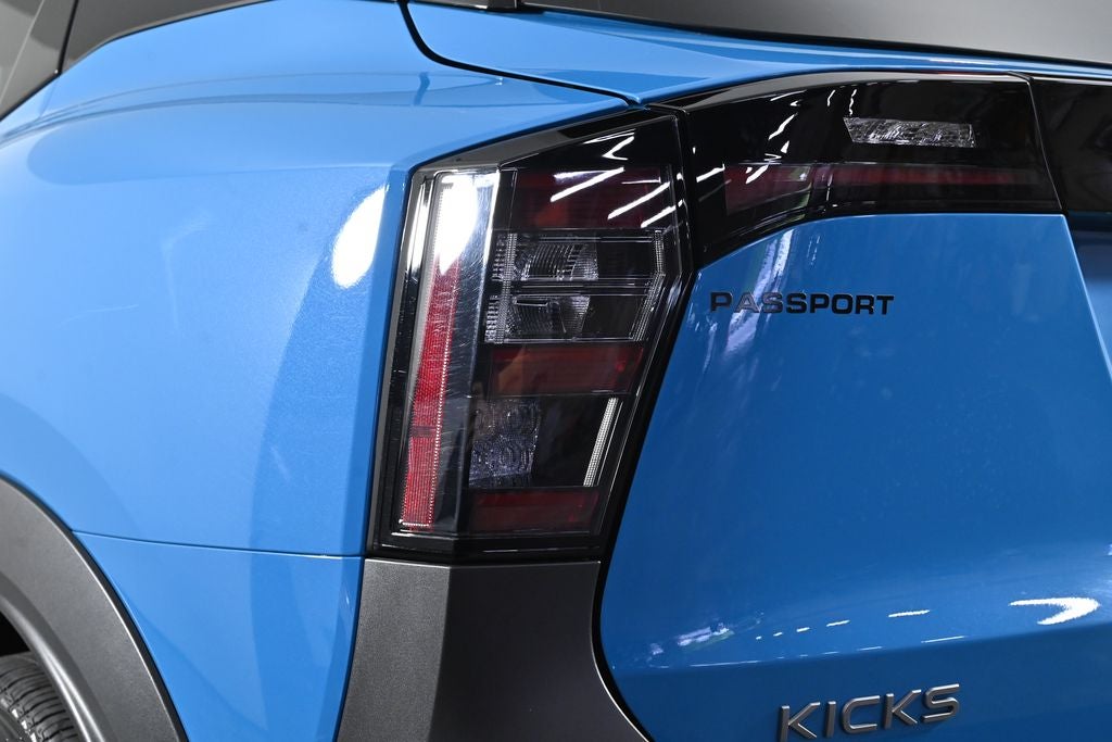 2025 Nissan Kicks SR Nissan Certified