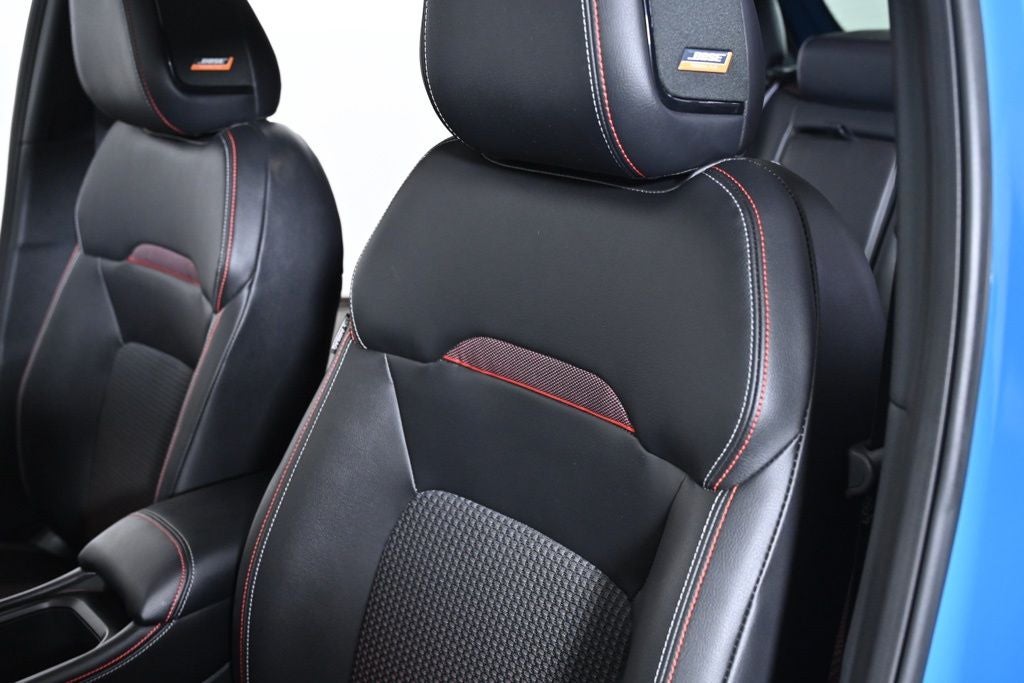 2025 Nissan Kicks SR Nissan Certified