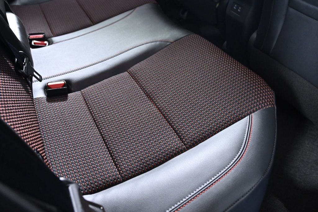 2025 Nissan Kicks SR Nissan Certified