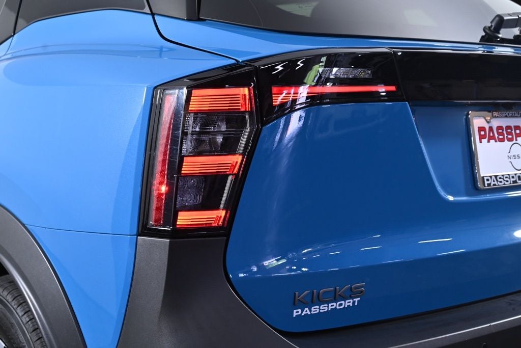 2025 Nissan Kicks SR Nissan Certified